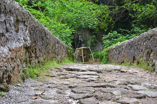 Caminho de pedra velha — Fotografia de Stock