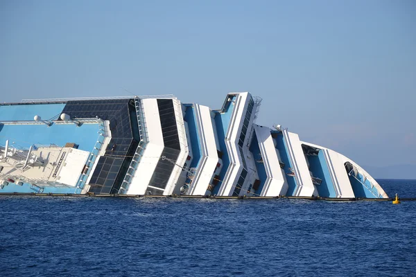 Costa Concordia sinkt — Stockfoto