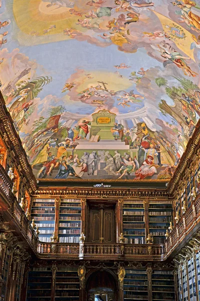 Βιβλιοθήκη Strahov στην Πράγα — 图库照片