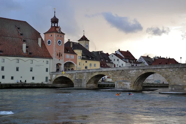 Regensburg - Steinerne bridge — Stockfoto