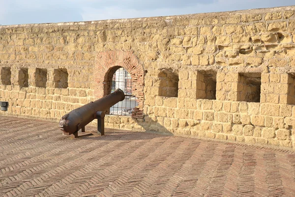 古いスペインの大砲 — ストック写真