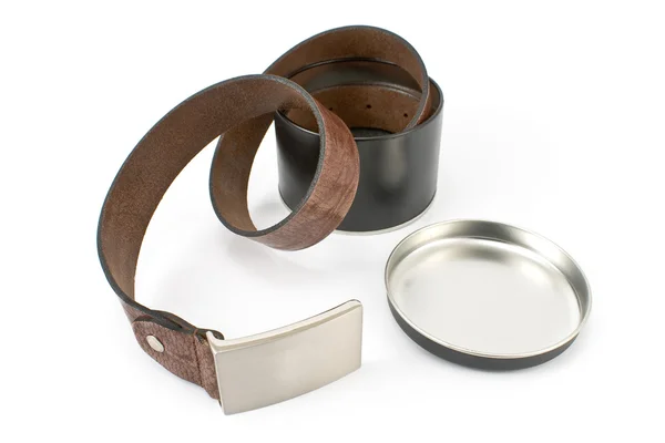 Cinturón de cuero para mujer en caja de aluminio —  Fotos de Stock