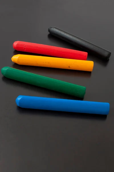 Renkli balmumu kalemler — Stok fotoğraf