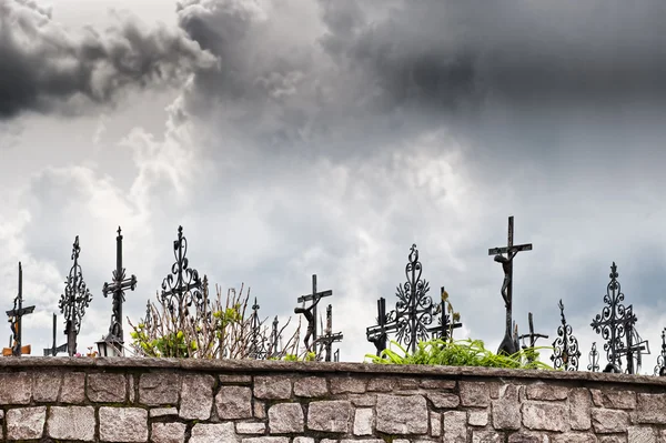 Dark Clouds over Graveyard — Stock Photo, Image