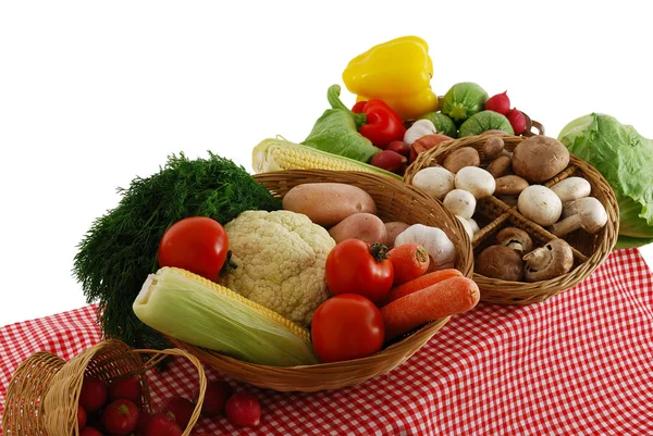 Farmer marknaden stå med rika grönsaker urval — Stockfoto