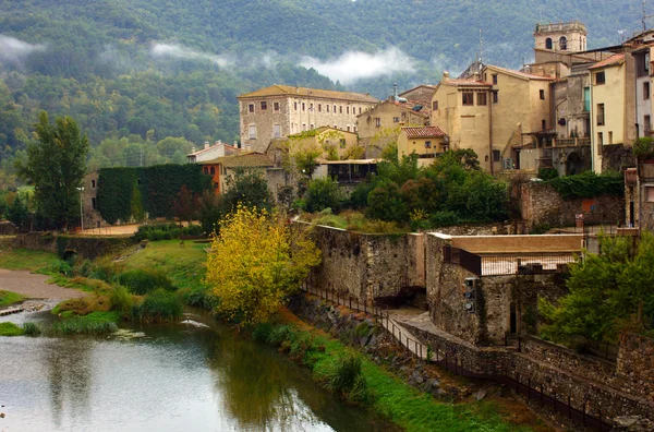 Besalu, 카탈로니아의 중세 도시입니다. 스페인 — 스톡 사진