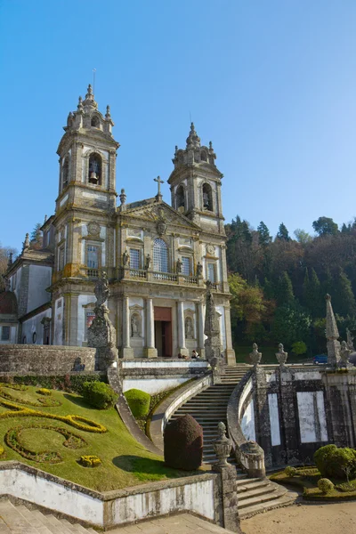 Португальский Шринэ доброго Иисуса с горы — стоковое фото