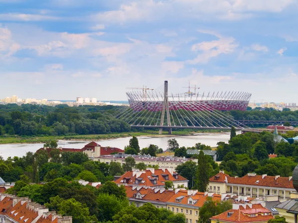 Panorama de Varsóvia na Polônia com Estádio Nacional — Fotografia de Stock