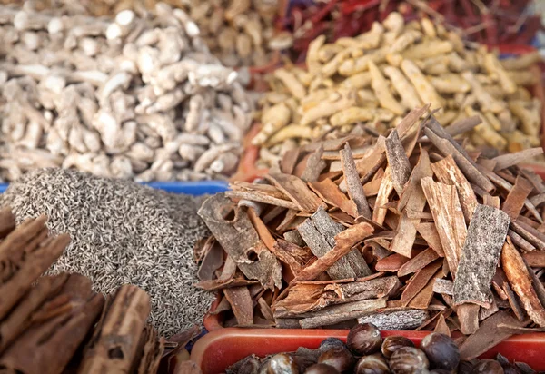 Spices at market — Stock Photo, Image