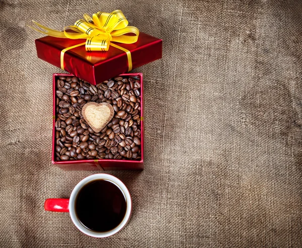 Walentynki-dzień kawy obecny — Zdjęcie stockowe