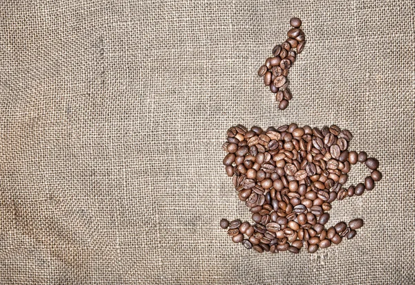 一杯のコーヒー豆から — ストック写真