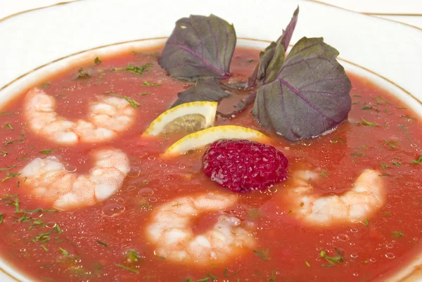 Tomato soup with shrimp — Stock Photo, Image