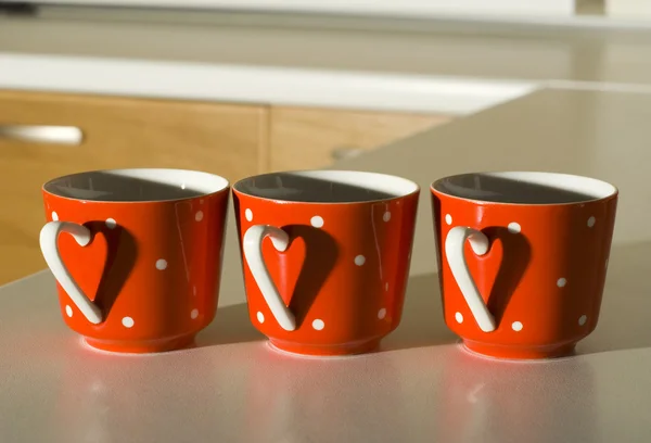 心で赤いマグカップ — ストック写真
