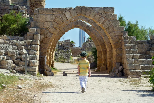 Boy in Caesarea — Stock Photo, Image