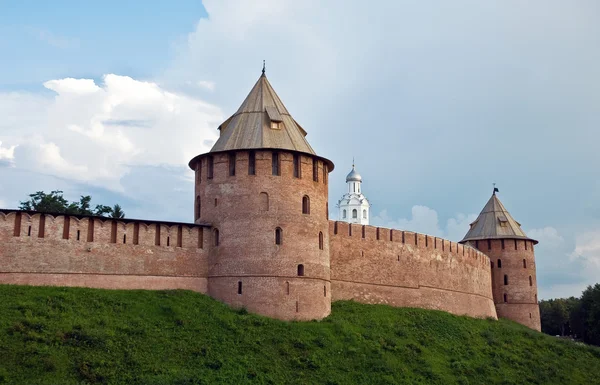 Het Kremlin (Detinets-bolwerk). Groot (Veliki) Novgorod — Stockfoto