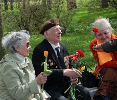 At Piskaryovskoye cemetery on May 9 in St.Petersburg. clipart