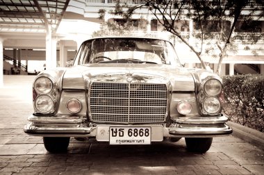 HUA HIN - DECEMBER 19: Mercedes on Vintage Car Parade 2009 at So clipart