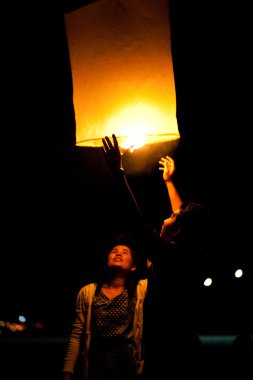 Loy krathong festivali