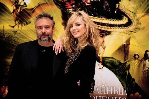 Director Luc Besson and actress Louise Bourgoin — Stock Photo, Image