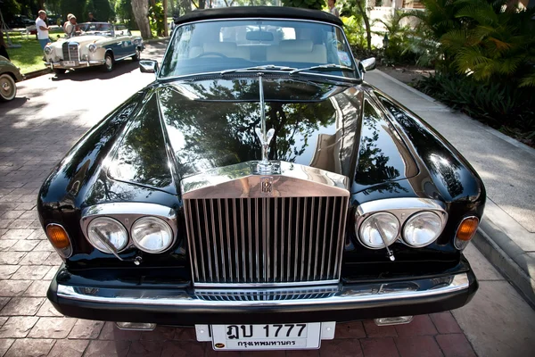Rolls Royce Silver Shadow on Vintage Car Parade — Stock Photo, Image