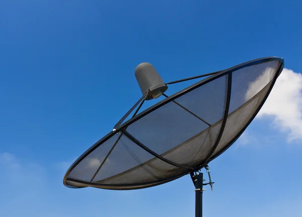 Satellite dish — Stock Photo, Image