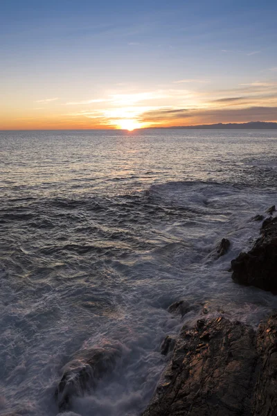 Côte d'Azur au coucher du soleil — Photo