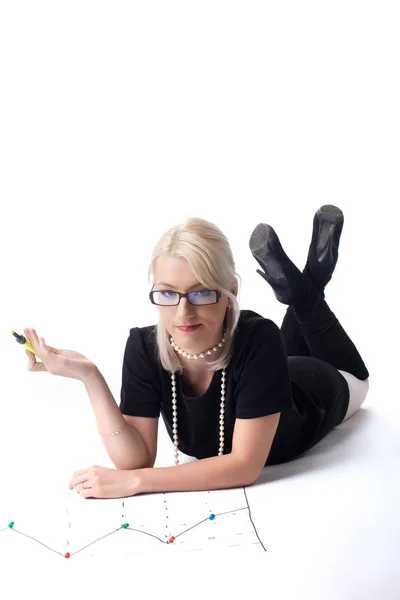 Intelligente blonde femme sexy dessiner graphique financier — Photo