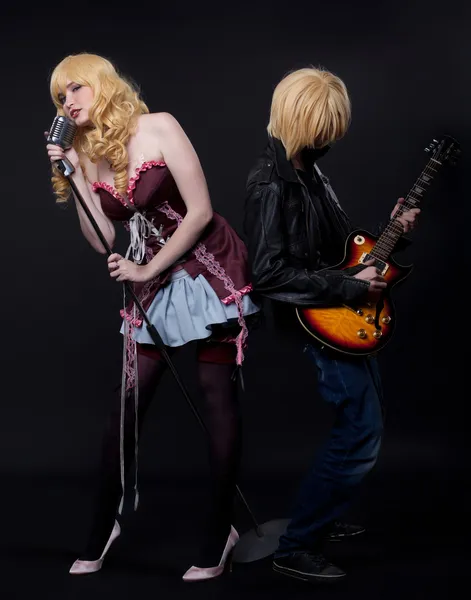 Pár hudebník - anime cosplay charakteru — Stock fotografie