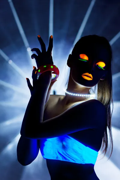 Disco girl with glow make-up dance in uv light — Stock Photo, Image
