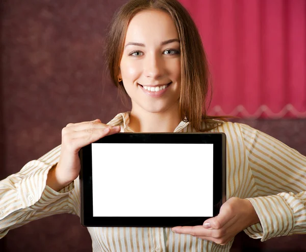 Jonge vrouw met de Tablet PC — Stockfoto