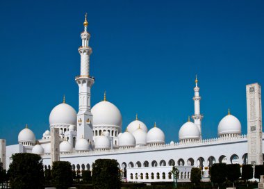 Abu Dabi 'deki Şeyh Zayed camii.