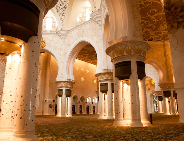 Sheikh Zayed mosque inside — Stock Photo, Image