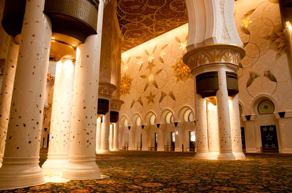 Mezquita Sheikh Zayed dentro — Foto de Stock