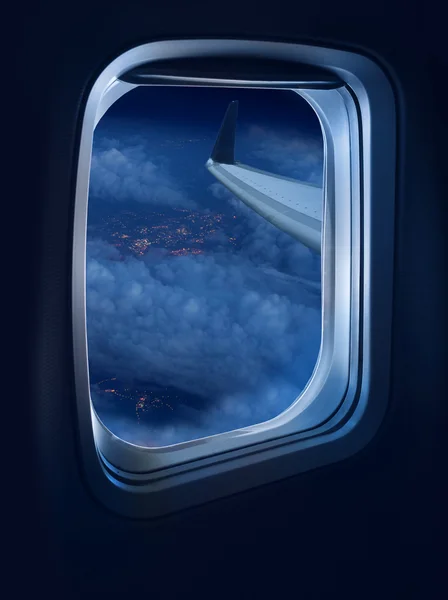 Нічний політ подорожі — стокове фото