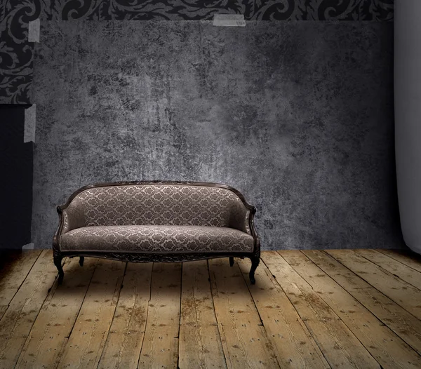 Sofa w pokoju tajemnica — Zdjęcie stockowe