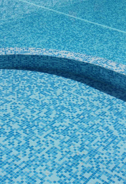 Turquoise zwembad — Stockfoto
