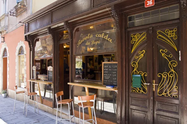 Bar in Koper — Stockfoto