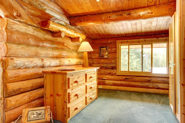 Log cabin house interior. — Stock Photo, Image
