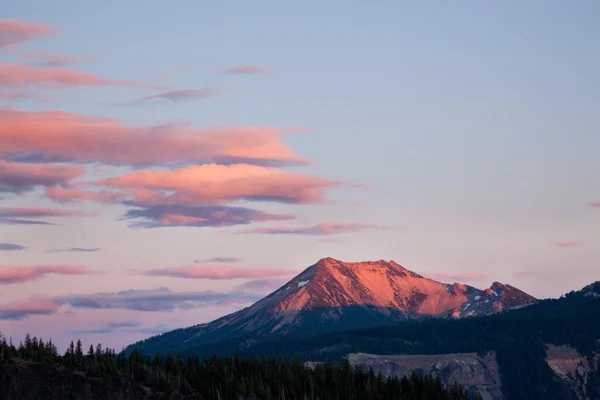 Roze bergtop — Stockfoto
