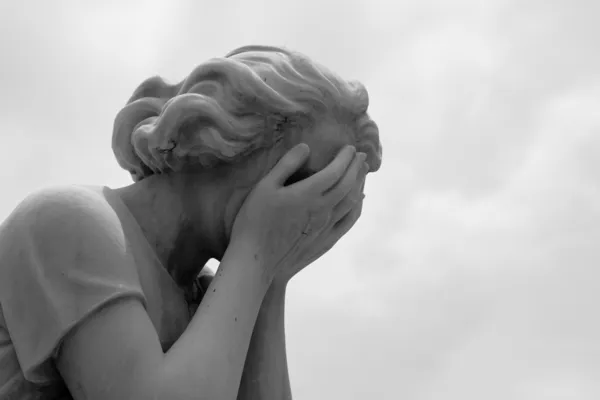 Grief in Stone — Stock Photo, Image