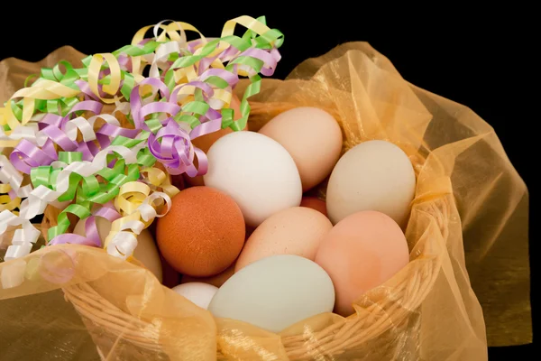 Яйца с лентами — стоковое фото
