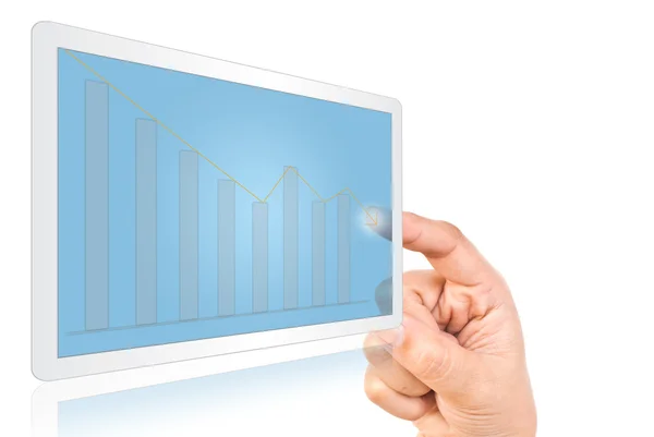 Gráfico de finanças empurrando mão na tela do tablet . — Fotografia de Stock