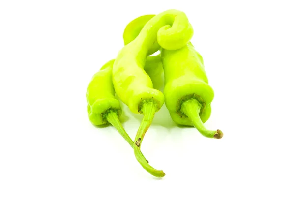 Rohes grünes Gemüse isoliert auf dem weißen. — Stockfoto