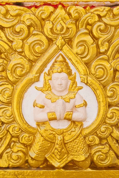 Tayland tapınak duvarındaki Buda heykeli. — Stok fotoğraf
