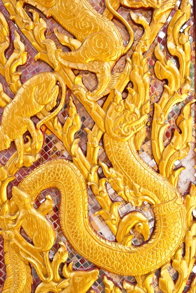 タイ寺院の壁上の仏像. — ストック写真