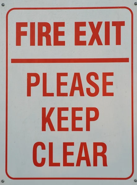 Знак пожарной полосы — стоковое фото
