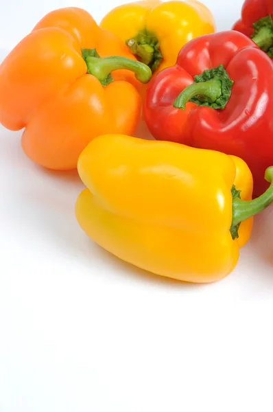 Φρέσκο πολύχρωμες πιπεριές — Φωτογραφία Αρχείου