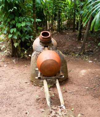 Antik distiller kaju fenny içki için. Goa