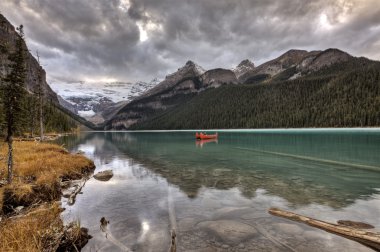 Lake louise Buzulu