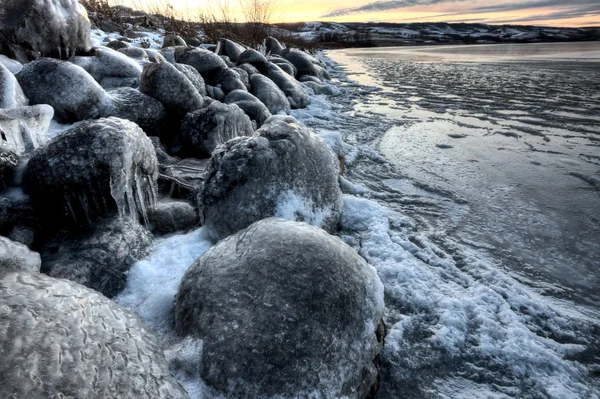 Ice forming on Lake — Stock Photo, Image